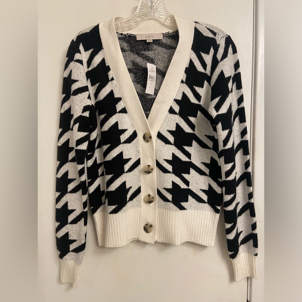 NWT Loft houndstooth cardigan